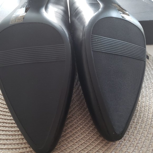 Womens dress shoes - Picture 2 of 3